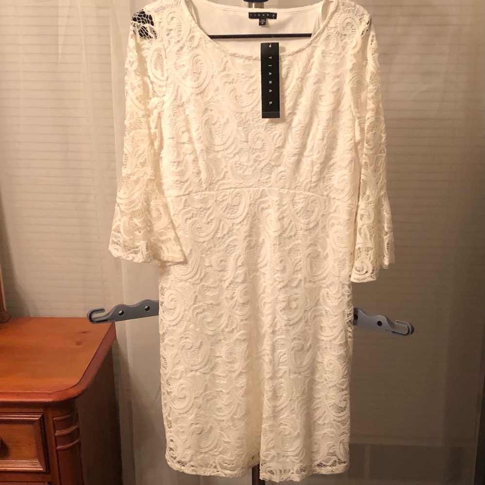 White lace dress size 10